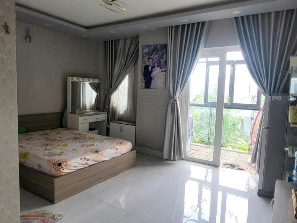 Main-🏡 Bán nhà phố liền kề Mega Village Khang Điền, 75m², 3 tầng, 4 PN, 3 toilet, giá tốt, pháp lý rõ ràng, liên hệ 0905 909490!-7