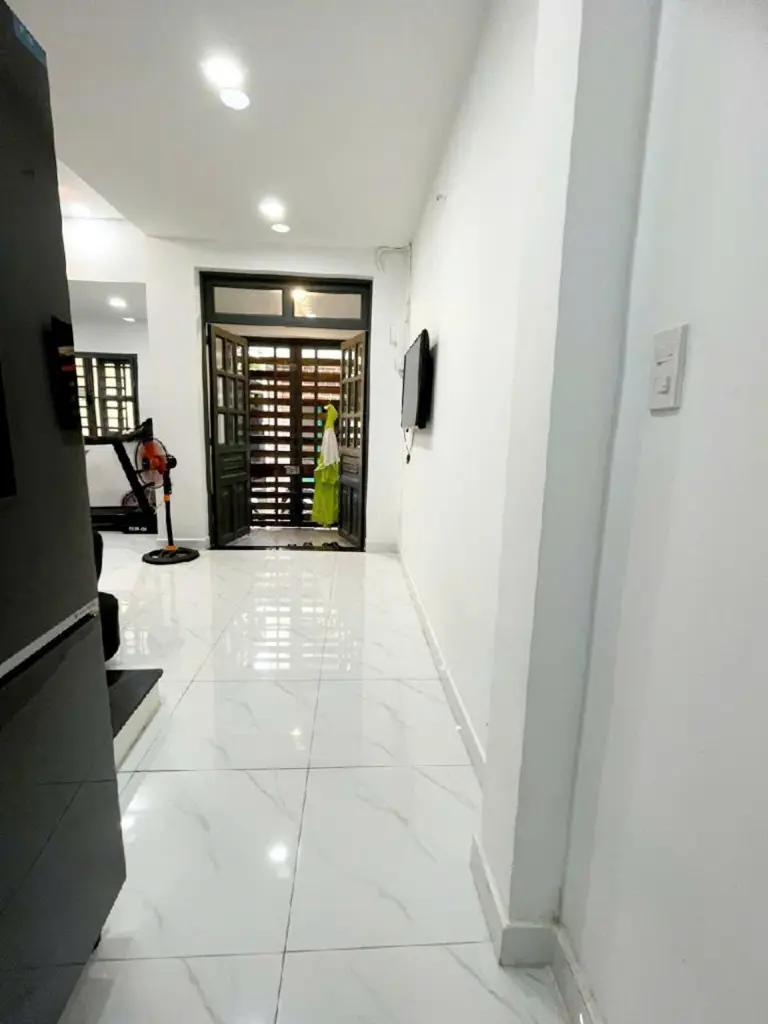 Main-BÁN NHÀ HẺM NƠ TRANG LONG - 53M² - 2 TẦNG - GIÁ 5.6 TỶ-5