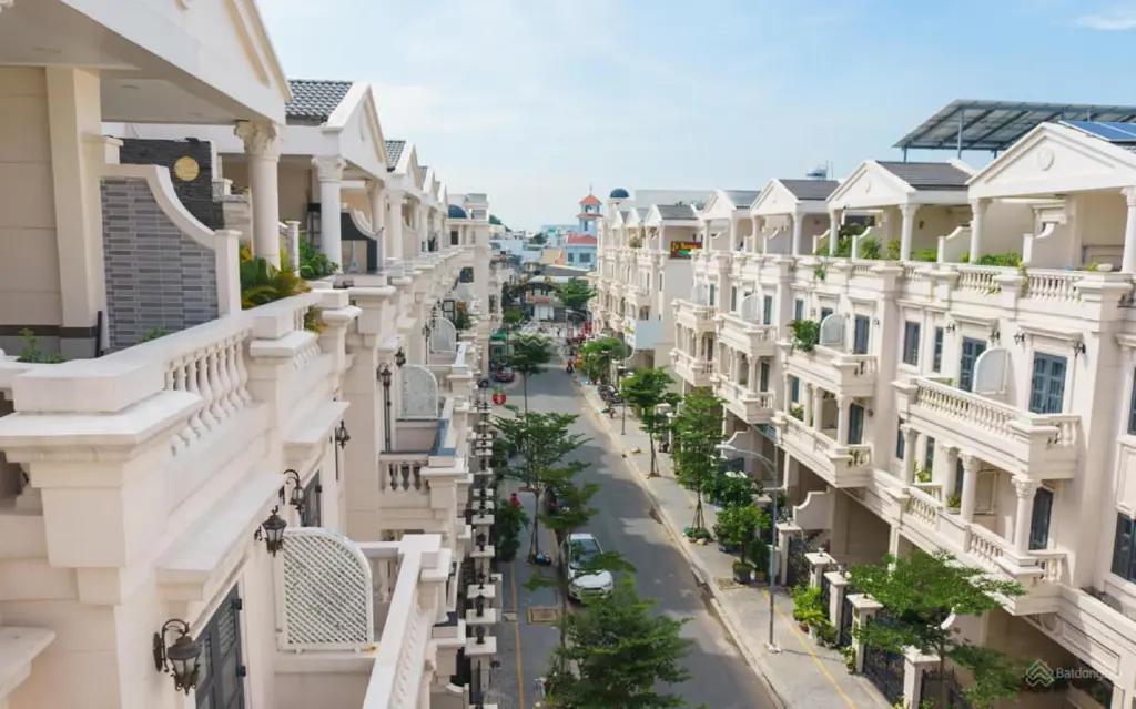 Main-Nhà Phố Thương Mại L18.14 – Park Hills: Cơ Hội An Cư Và Đầu Tư Vàng Tại Gò Vấp-1