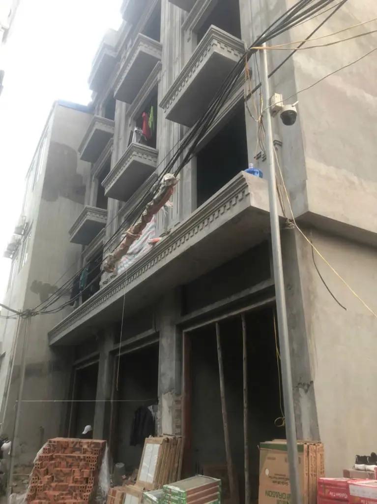 Bán nhà sổ đỏ – Cự Khối -Long Biên: Giá 5.05tỷ (nhà xây mới 5 tầng, chờ lắn sơn).