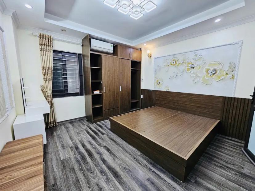 Bán nhà sổ đỏ – Cự Khối – Long Biên: Diện tích 30m2 – Giá 5.15tỷ (nhà xây mới 4 tầng).