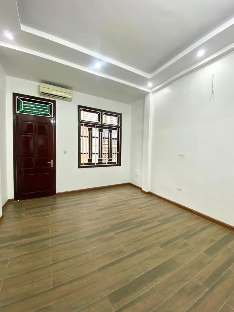 Main-Bán nhà P/lô Chùa Láng, 45m2, 5T, hơn 11 tỷ, có GARA Ô TÔ-3