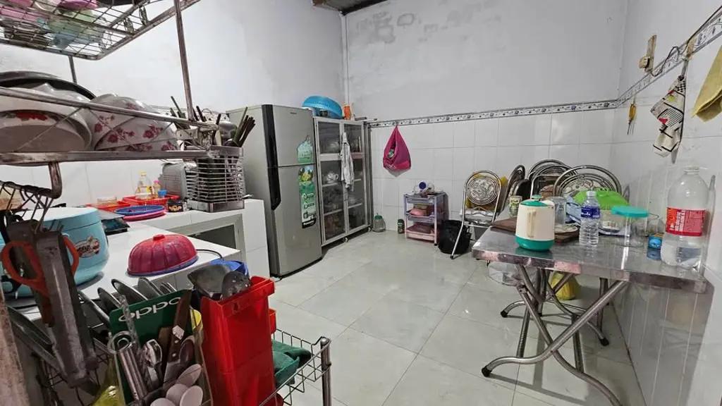 Main-🅱 BÁN NHÀ CŨ TIỆN XÂY DỰNG MỚI  sau lưng siêu thị coopmart Bến Tre-1