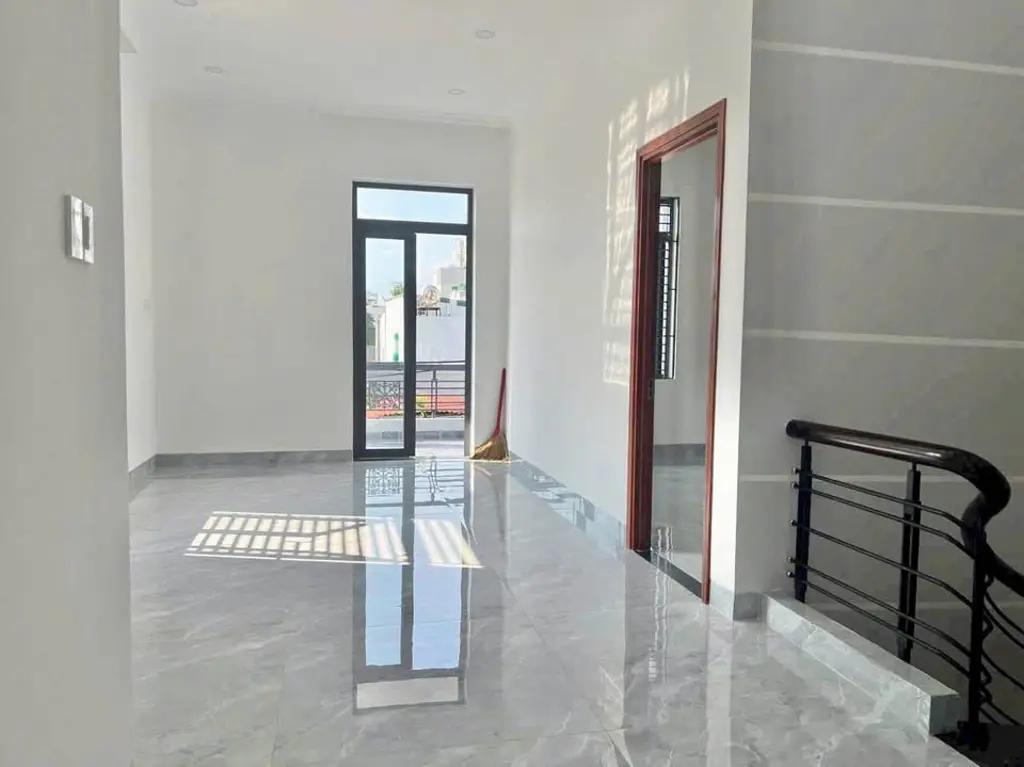 Main-Bán nhà 3 tầng hẻm Trần Mai Ninh, Vĩnh Hải. Dt:116m2. Sổ hồng-2