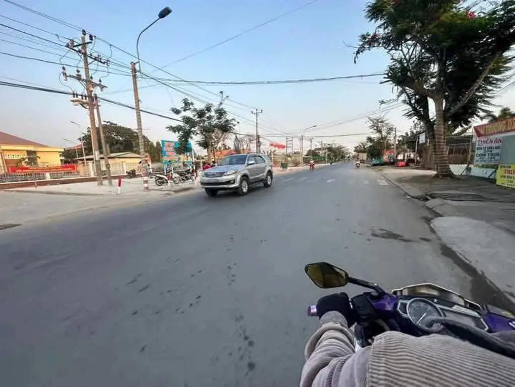 Main-BÁN ĐẤT ĐẸP GẦN ỦY BAN MỸ YÊN-0