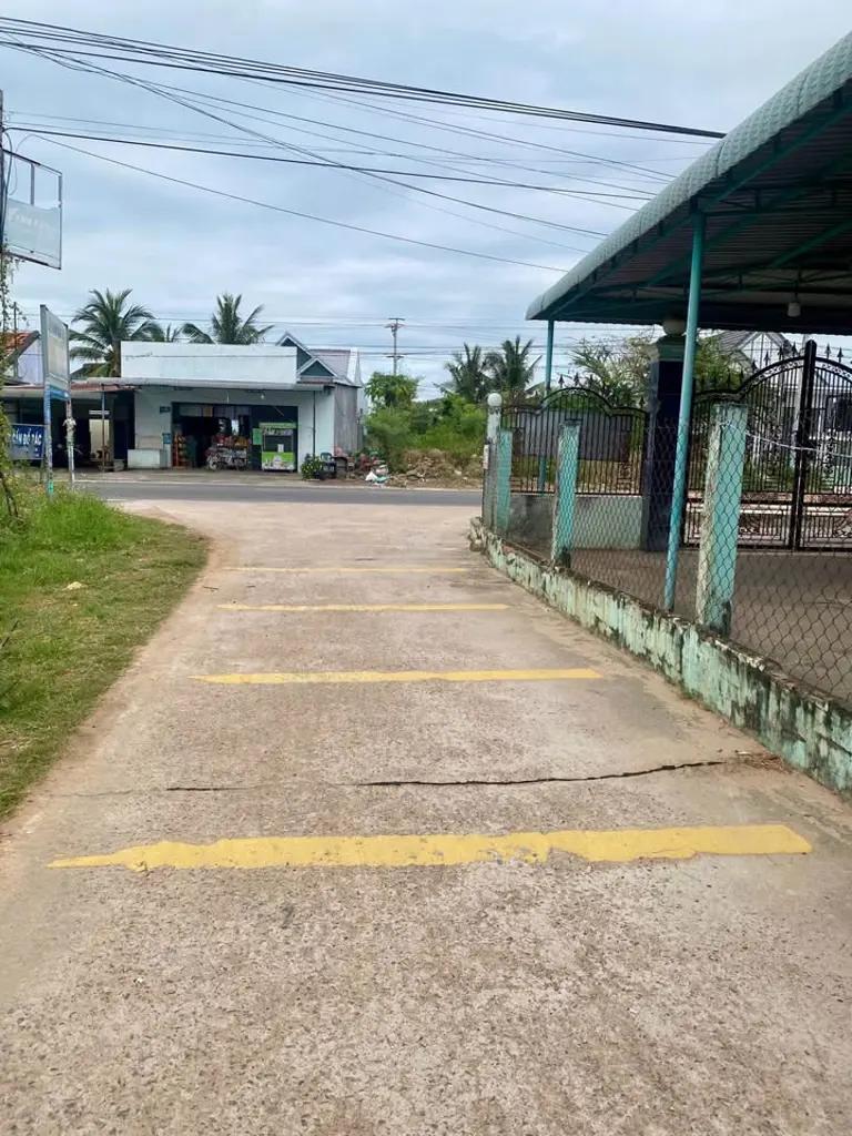 Main-Lô thổ cư 170m ( ngang 11m) sau lưng chợ Bình An - Hàm Chính - Hàm Thuận Bắc - Bình Thuận-1