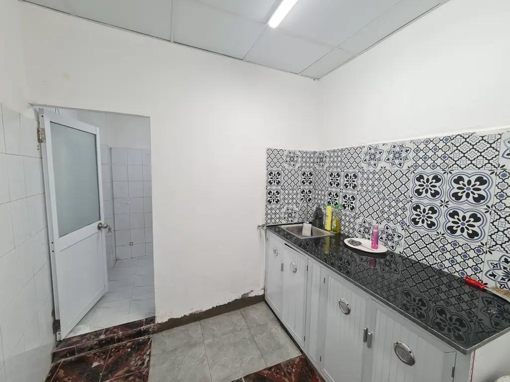 Main-🏡 **Cần bán nhà 2 mặt kiệt thông thoáng** 🌟-6