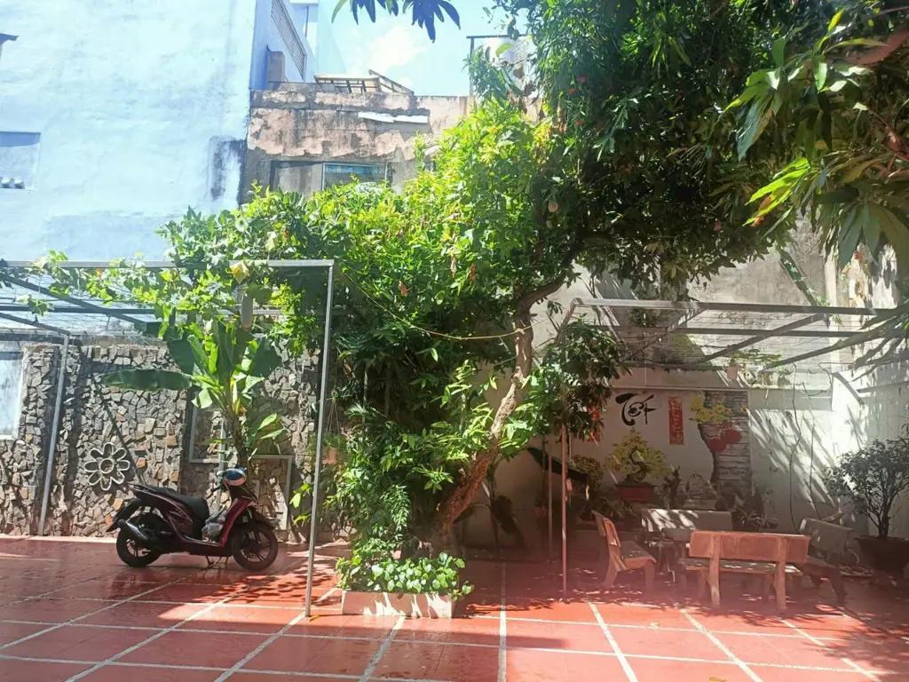 Main-Căn nhà sân vườn phù hợp để nghỉ dưỡng ngay trung tâm Hải Châu, TP. Đà Nẵng-1