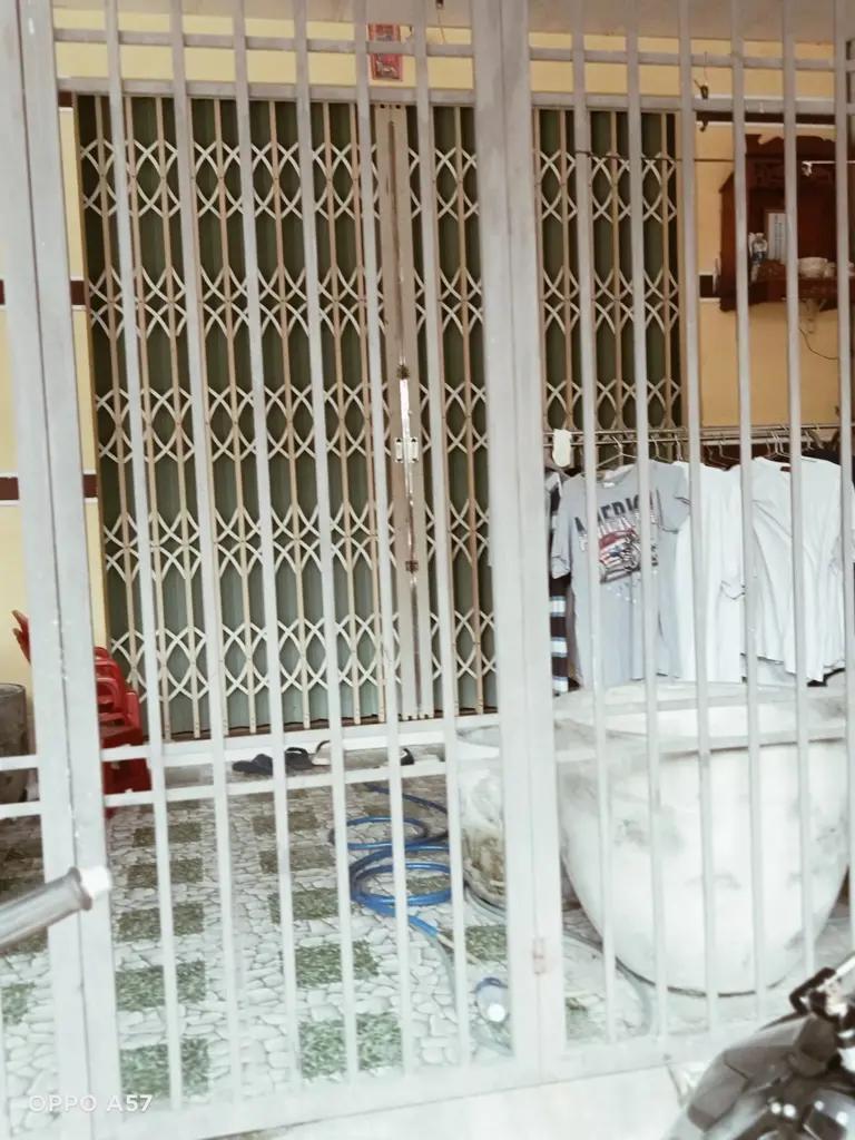 **CƠ HỘI ĐẦU TƯ - BÁN DÃY TRỌ 5 PHÒNG TẠI KHU DÂN CƯ SÔI ĐỘNG!**
