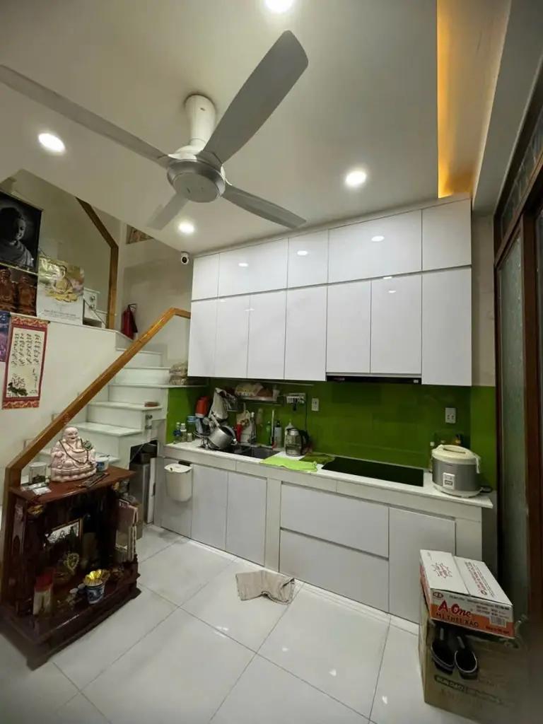Main-Cho thuê nhà 3 phòng ngủ giá rẻ-1
