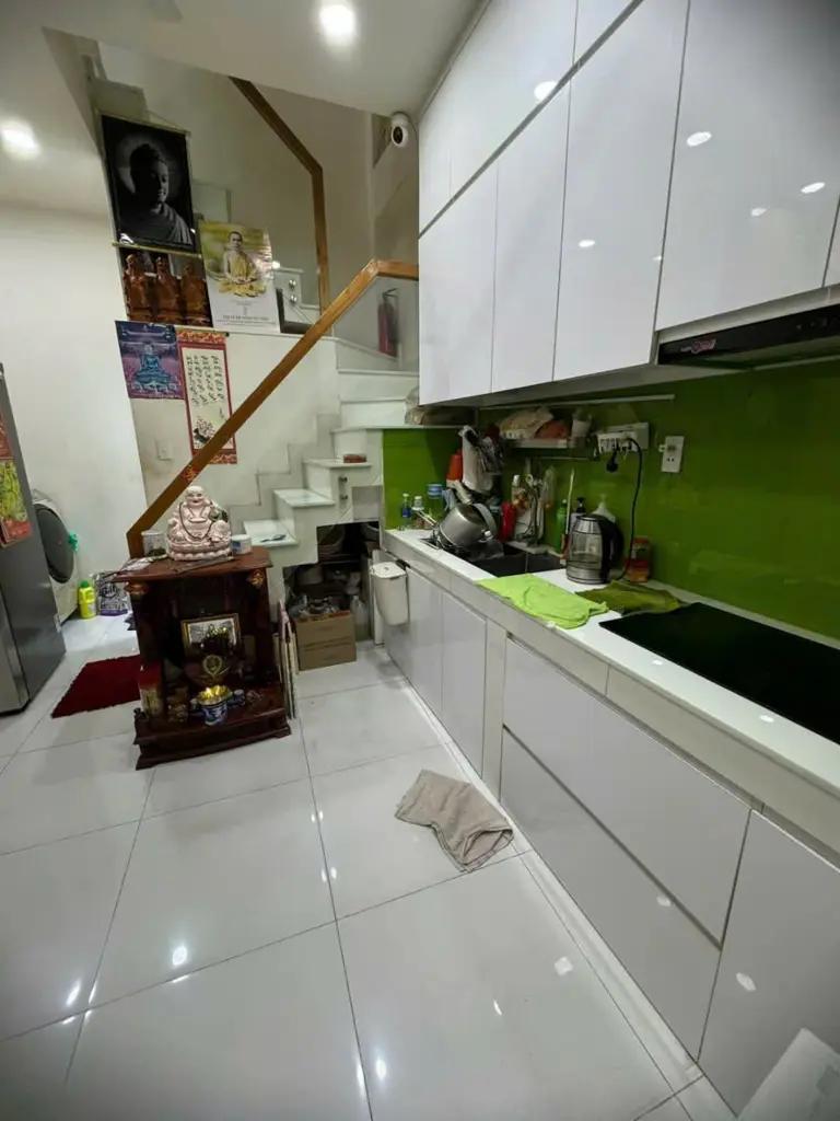 Main-Cho thuê nhà 3 phòng ngủ giá rẻ-2