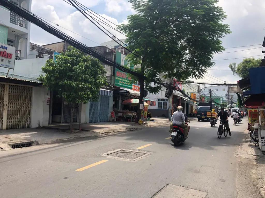 Main-Nhà mặt tiền kinh doanh đa ngành nghề ( chính chủ ) đường Lạc Long Quân, Phường 10, Quận 11 , khu dân cư sầm uất.  )-1