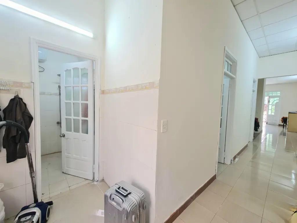 Main-🏡 **Cần Bán Nhà Mặt Tiền Sơn Trà, Đà Nẵng** 🌊-2