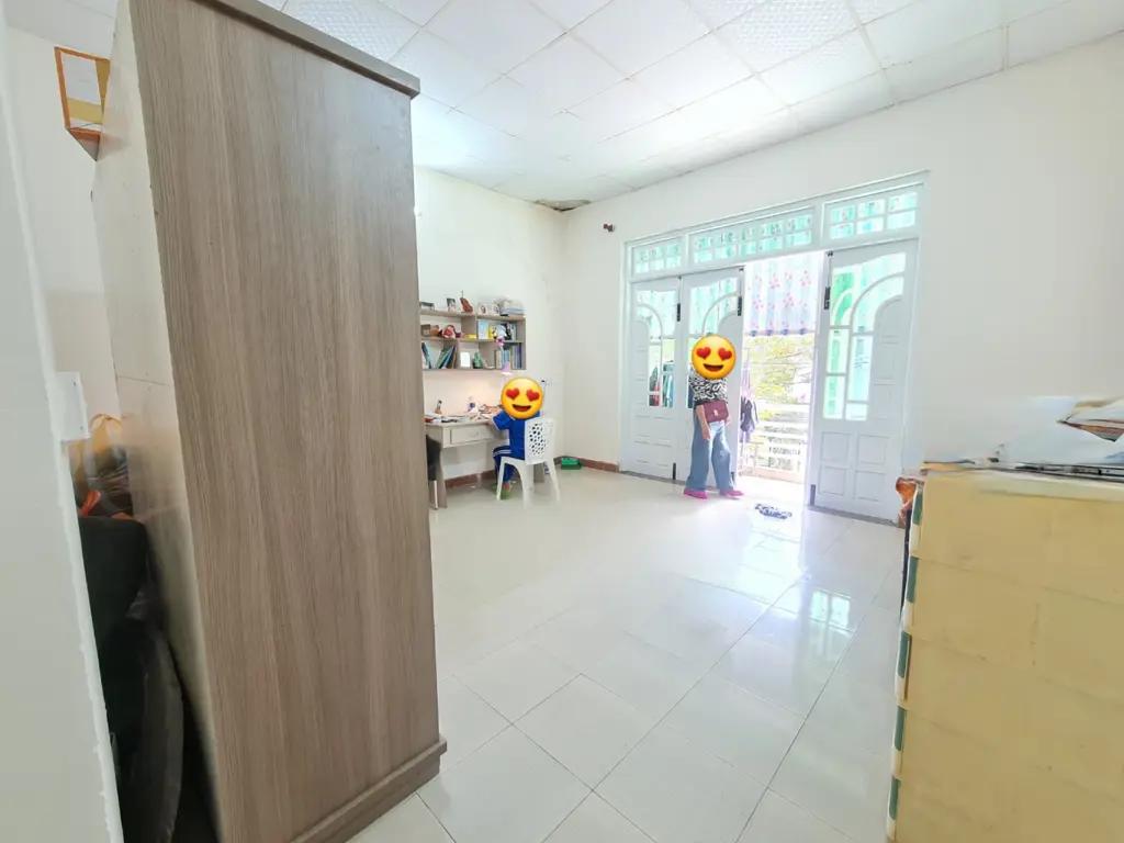 Main-🏡 **Cần Bán Nhà Mặt Tiền Sơn Trà, Đà Nẵng** 🌊-6