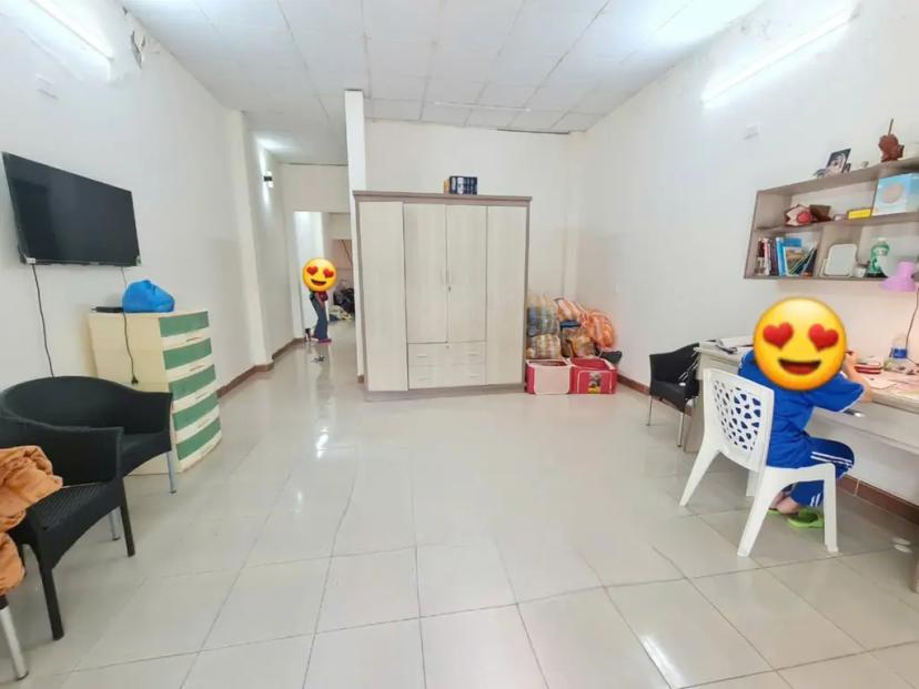 🏡 **Cần Bán Nhà Mặt Tiền Sơn Trà, Đà Nẵng** 🌊