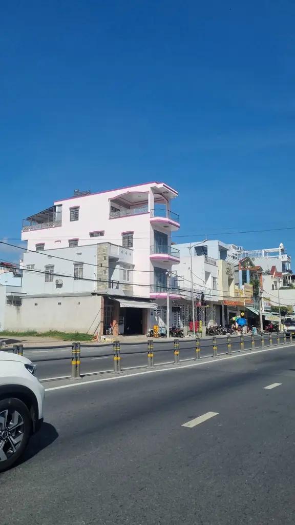 Main-Bán Nhà 1 trệt 3 lầu mặt tiền Trần Hoàng Na-1