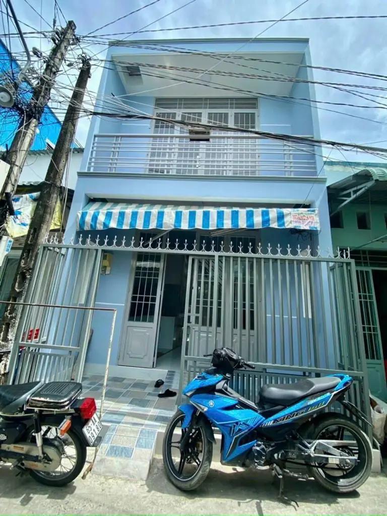 Nhà 1 Trệt 1 Lầu Hẻm 180 CMT8