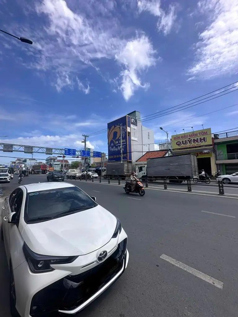 Main-Cho thuê nhà trệt lầu sân thượng Mặt Tiền đường Trần Hoàng Na, Hưng Lợi, Ninh Kiều-1