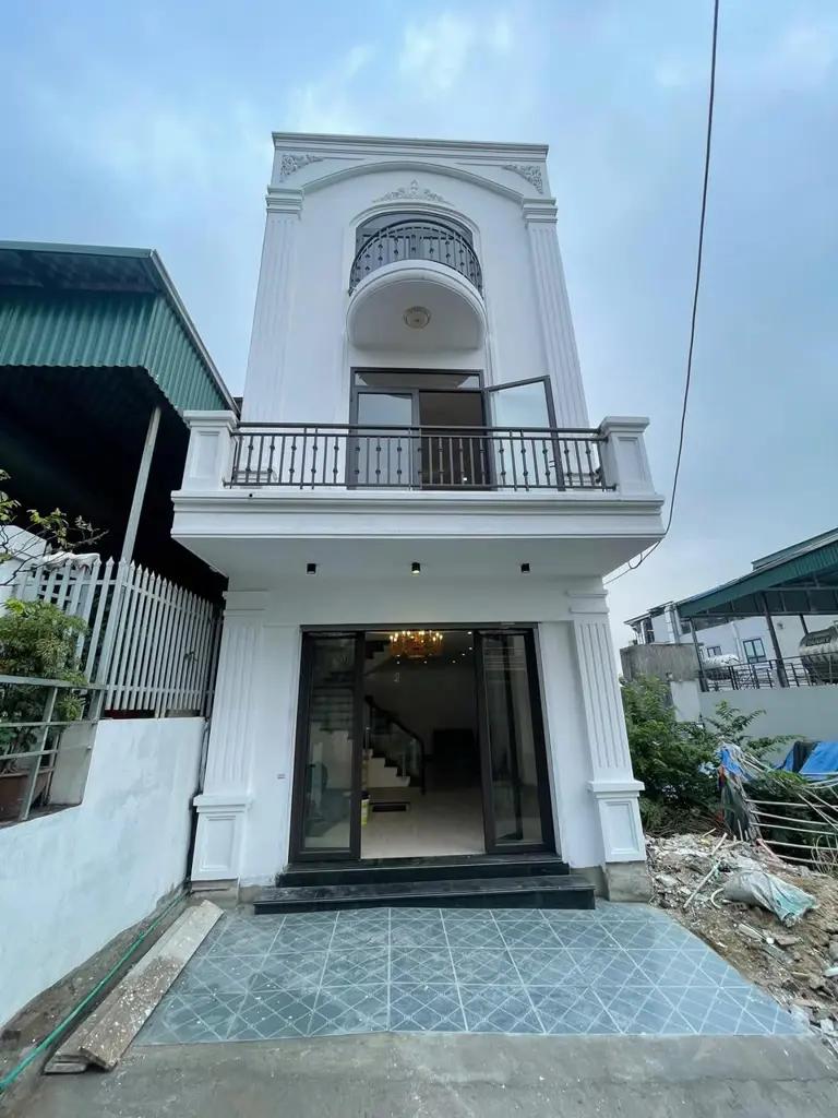 Bán Nhà 4 Tầng Dốc Nhà Thờ, Phường Bạch Đằng Trung Tâm Thành Phố Hạ Long, Gần Cột Đồng Hồ