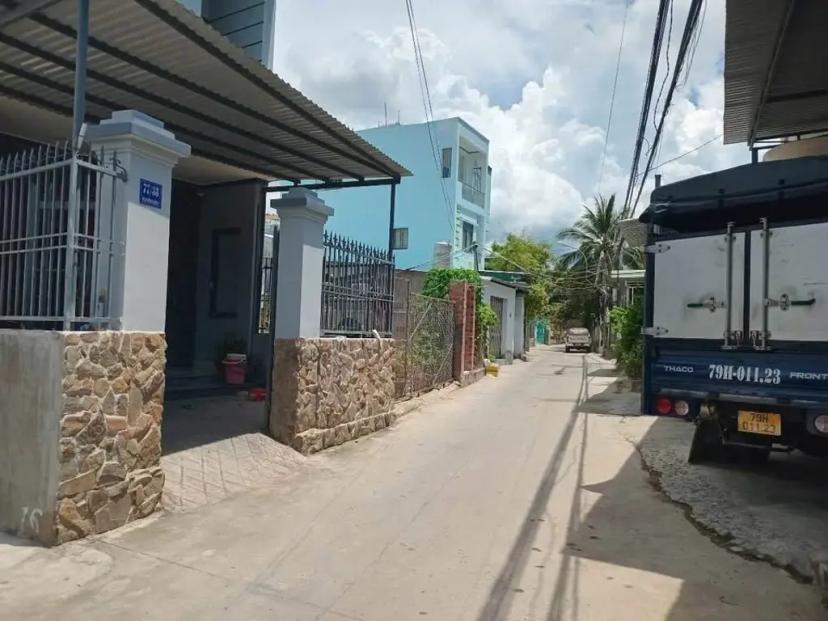 Bán lô đất mặt tiền Hoà Trung, Vĩnh Hoà