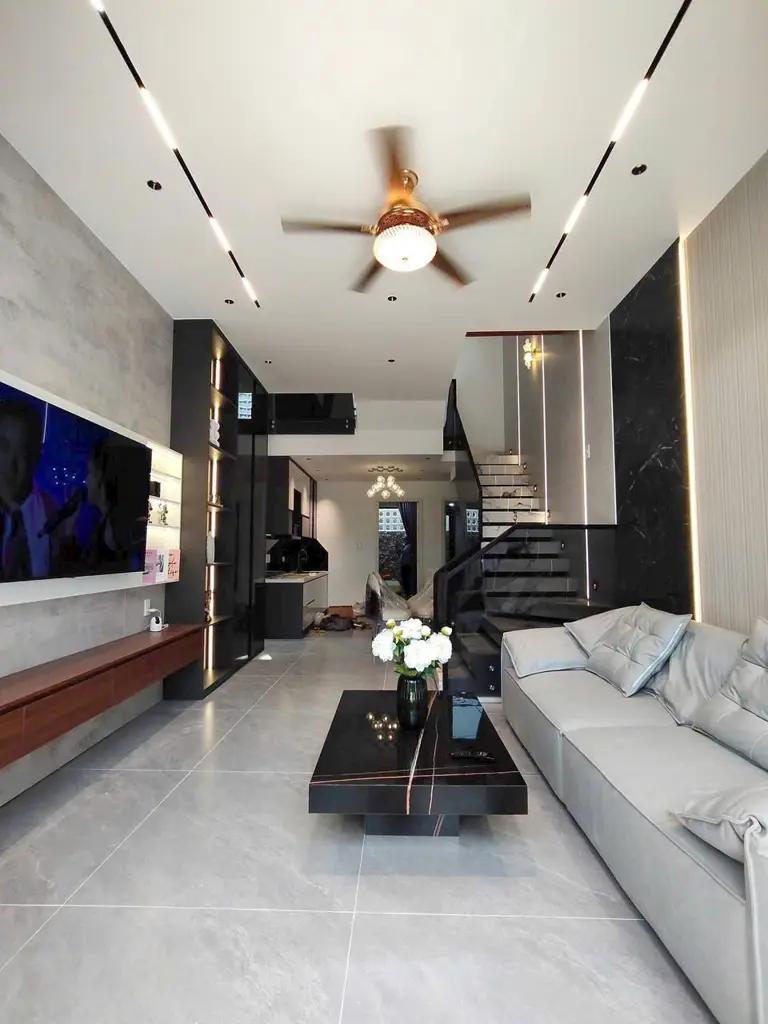 🏡 **CẦN BÁN NHÀ 3 TẦNG TẠI TRUNG TÂM ĐÀ NẴNG** 🏡