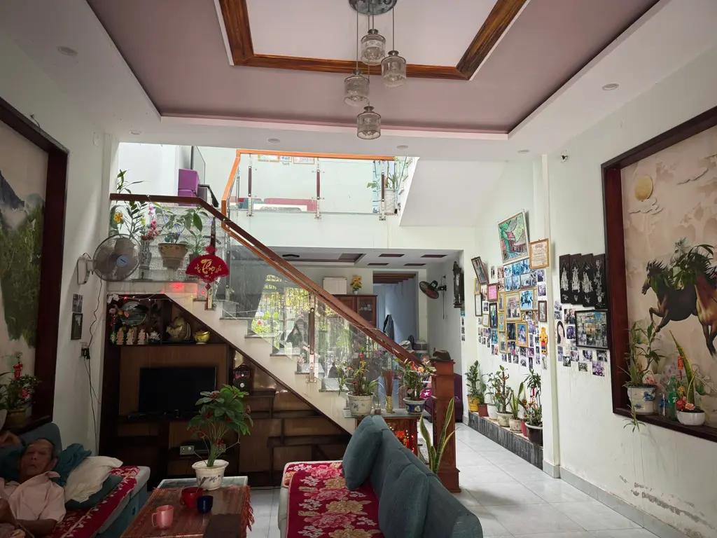 Main-Cần bán nhà 2 tầng đường Trần Lựu thuộc Hoà Xuân, Cẩm Lệ, Đà Nẵng-1