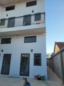 Thumb-Cần bán gấp nhà hẻm Phú Nông, Vĩnh Ngọc, Nha Trang.  - DT: 235m2 (ngang 5m nở hậu), - Hướng Nam  - DTXD: 190m2 kết hợp 4 phòng trọ cao cấp thu nhập full 9tr/ tháng. - Nhà xây dựng kiên cố, thiết bị hiện đại, Full nội thất mới 100%-12