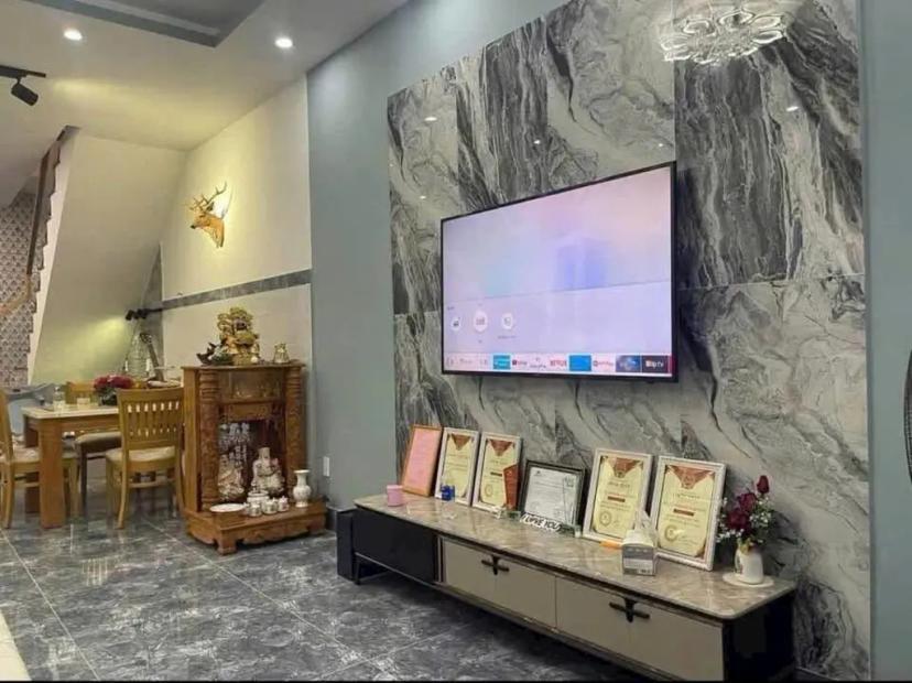 BÁN NHÀ ĐẸP 1 TRỆT 1 LẦU ĐƯỜNG HOÀNG VIỆT, VŨNG TÀU - FULL CÔNG NĂNG, GIÁ TỐT!