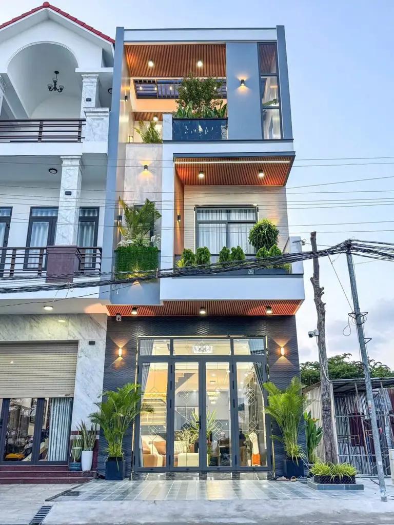 Main-Kẹt tiền bán nhà 03 tầng (ngang 5-dài 17) gần chợ Bình Chánh nhà hiện đang cho thuê nguyên căn 15 triệu /tháng, giá 1,5 tỷ đồng-0