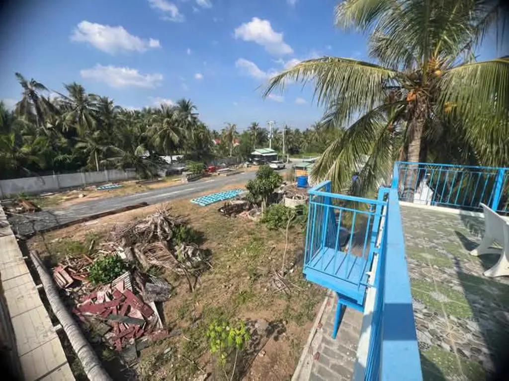 Main-HÀNG HIẾM GIỮA LÒNG GIỒNG TRÔM-2