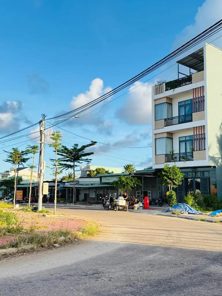 CHỈ CÒN DUY NHẤT 1 LÔ  ĐẤT MẶT TIỀN CẦU 2 , PHƯỜNG ĐỐNG ĐA
