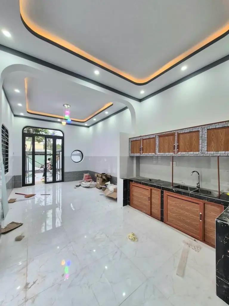 Main-Bán căn nhà sân vườn thoáng mát ở xã Trường Tây, Hòa Thành, Tây Ninh-1