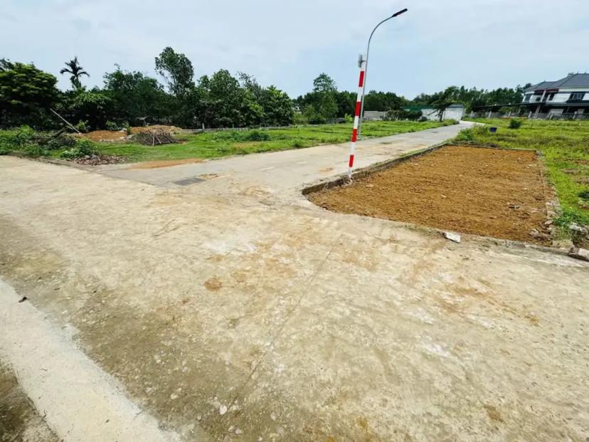 CHÍNH CHỦ CẦN BÁN GẤP LÔ ĐẤT 60M2 TẠI THÔN CÁNH CHỦ - XÃ BÌNH YÊN, GIÁ CHỈ 2,1 TỶ