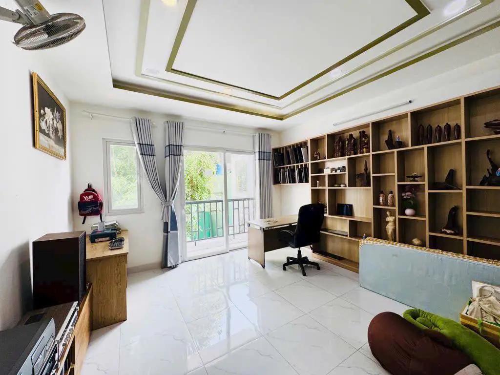 Main-NHÀ ĐẸP - HẺM 6M - VỊ TRÍ VIP - GIÁP QUẬN 1, QUẬN 3 - TIỆN KD - SÁT MT PHAN ĐĂNG LƯU - P.4-2
