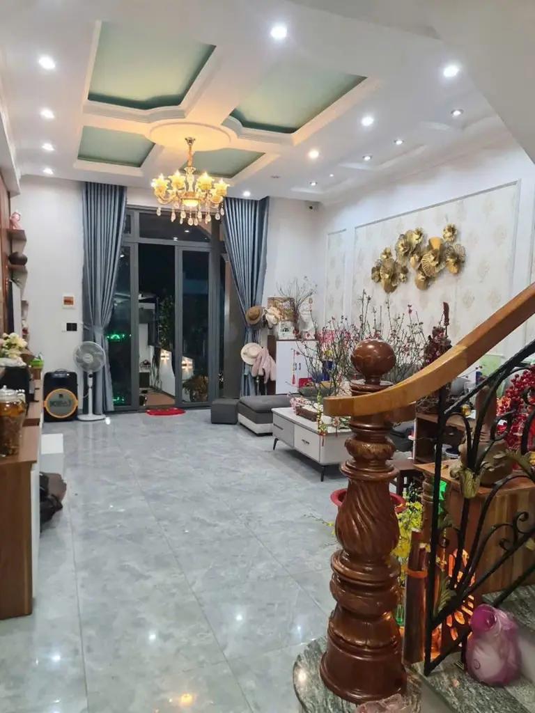 Main-BÁN NHÀ ĐẸP TRUNG TÂM ĐỨC TRỌNG GẦN SÂN BAY LIÊN KHƯƠNG & TT. LIÊN NGHĨA-1