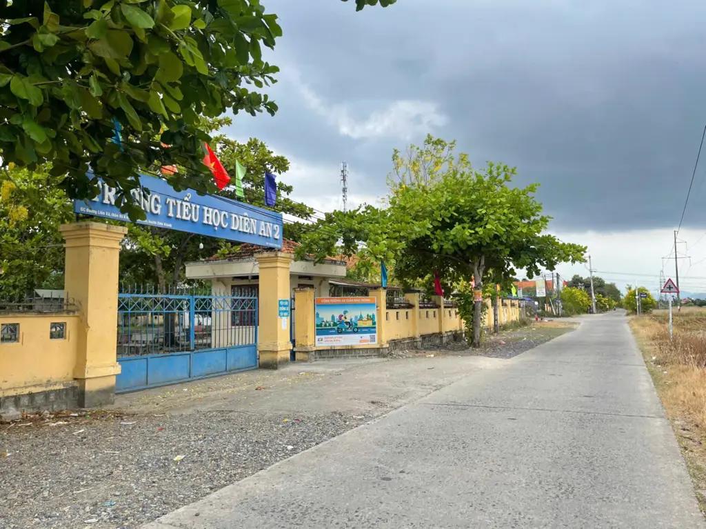 Main-Bán nhanh lô góc Diên An , gần trường tiểu học Diên An 2  - DT: 75m-0