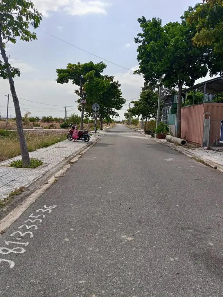 Lô góc 2 mặt tiền đường Tỉnh Lộ 44A, xã Tam An , huyện Long Đất ( An Ngãi cũ)