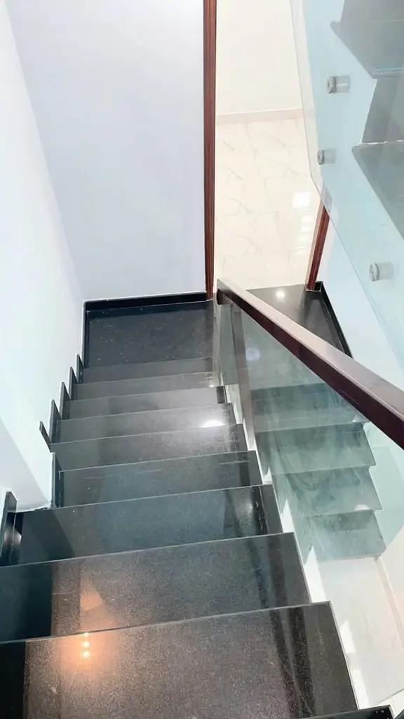 Main-HẺM XE HƠI CMT8, Q10 – NHÀ 3 TẦNG BTCT - 42M2 - 6PN - SỔ A4 - GIÁ CHỈ 7.8 T.Ỷ TL-3