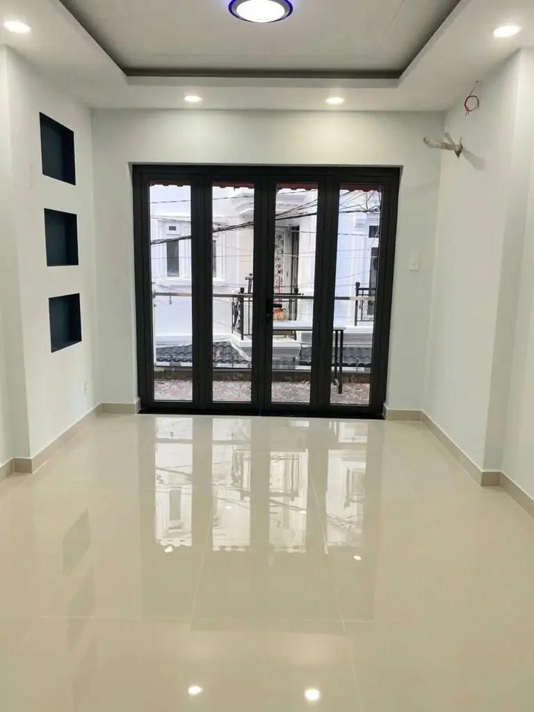 Main-HẺM XE HƠI CMT8, Q10 – NHÀ 3 TẦNG BTCT - 42M2 - 6PN - SỔ A4 - GIÁ CHỈ 7.8 T.Ỷ TL-4