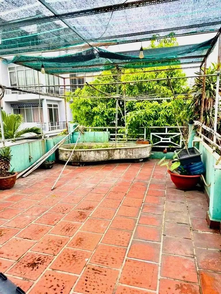 Main-NHÀ 3 TẦNG GẦN CV LÀNG HOA GÒ VẤP-3