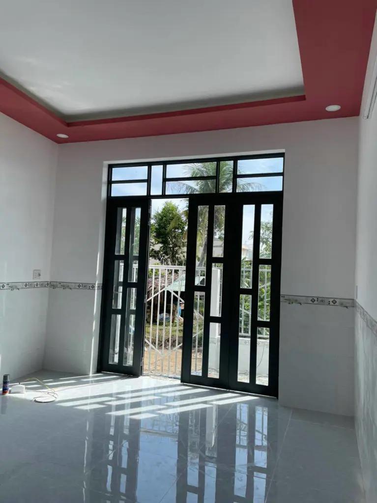 Main-Bán Nhà Phú Hữu Mới Đẹp-1