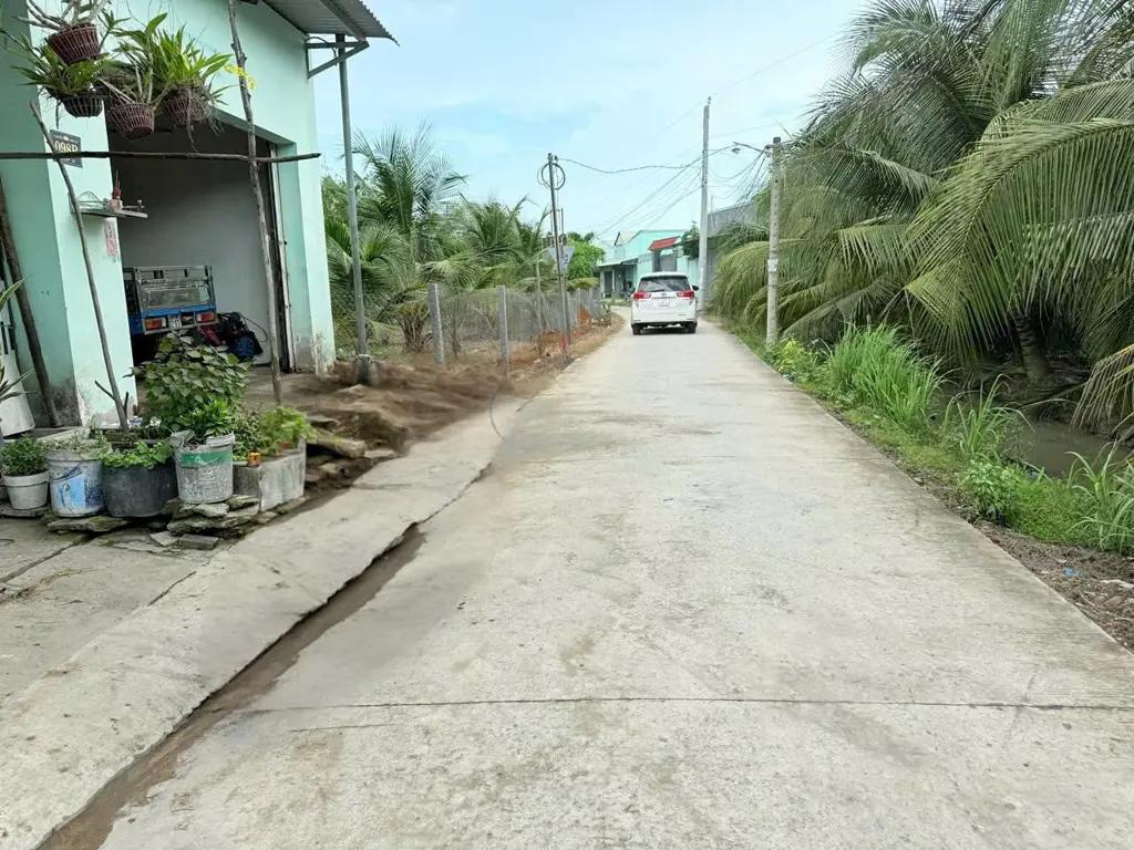 Main-Nhà 1 Trệt 1 Lửng thổ cư mặt tiền đường Bêtông. Tại Ấp 3 - xã Tân Bửu - Bến Lức-6