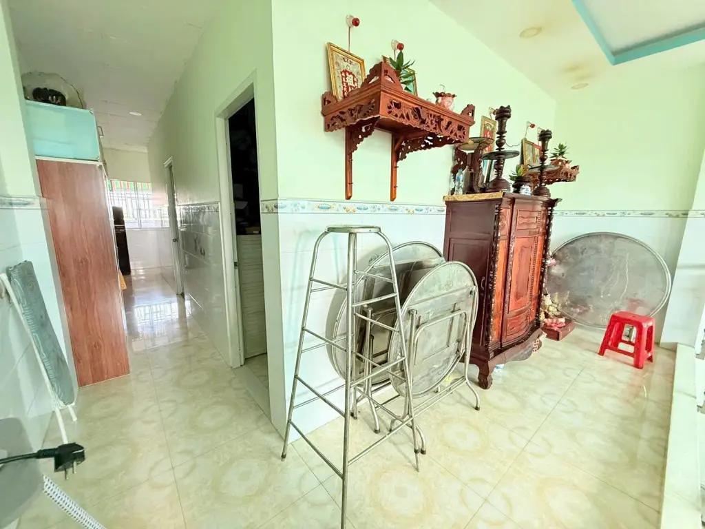 Main-Nhà 1 Trệt 1 Lửng thổ cư mặt tiền đường Bêtông. Tại Ấp 3 - xã Tân Bửu - Bến Lức-5