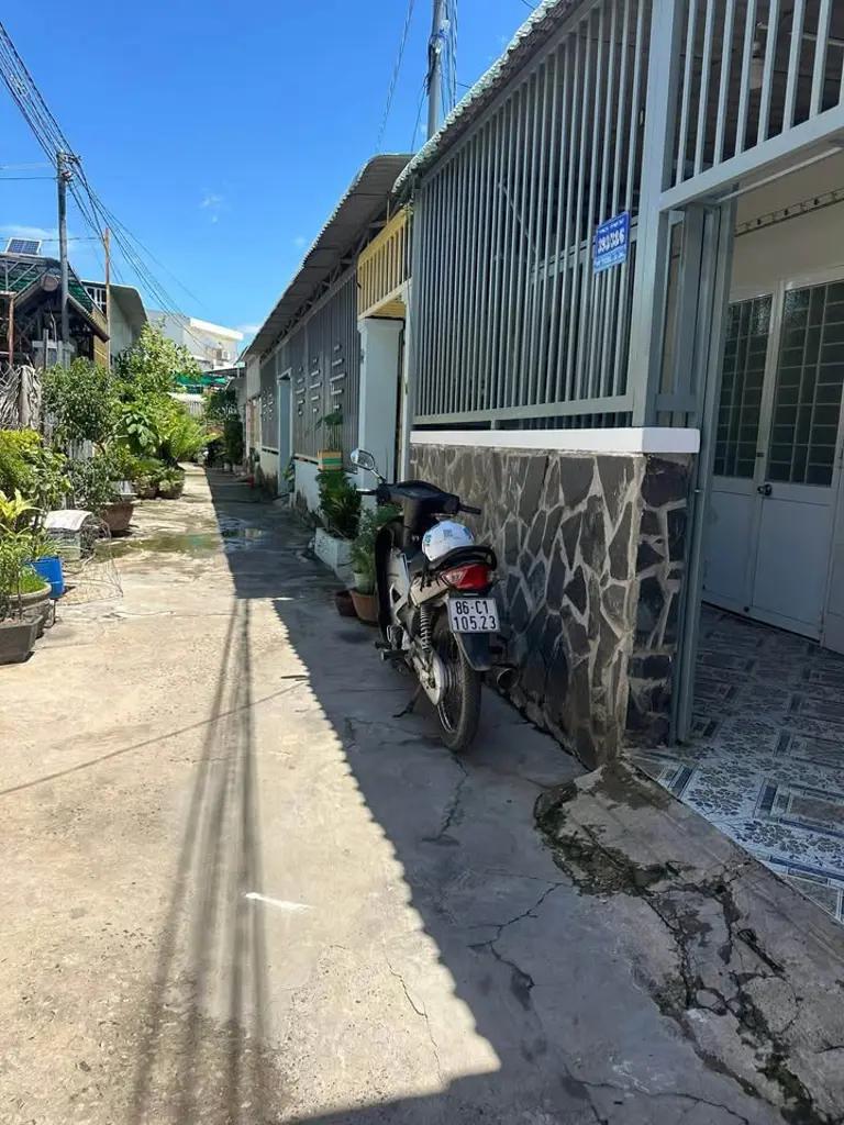 Main-BÁN NHÀ CẤP BỐN HẺM LÊ QUANG ĐẠO - ÔTÔ XE TẢI TẬN NƠI-1