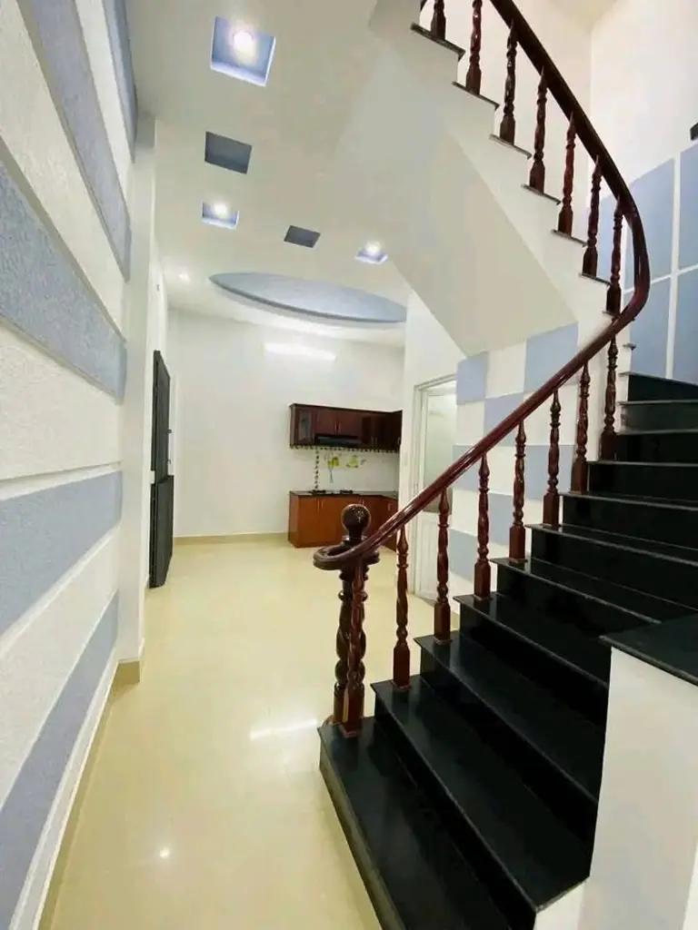 Main-BÁN NHÀ 1T 2L GÓC 2 MẶT TIỀN, HẺM LÊ HỒNG PHONG, P4 TPVT-3
