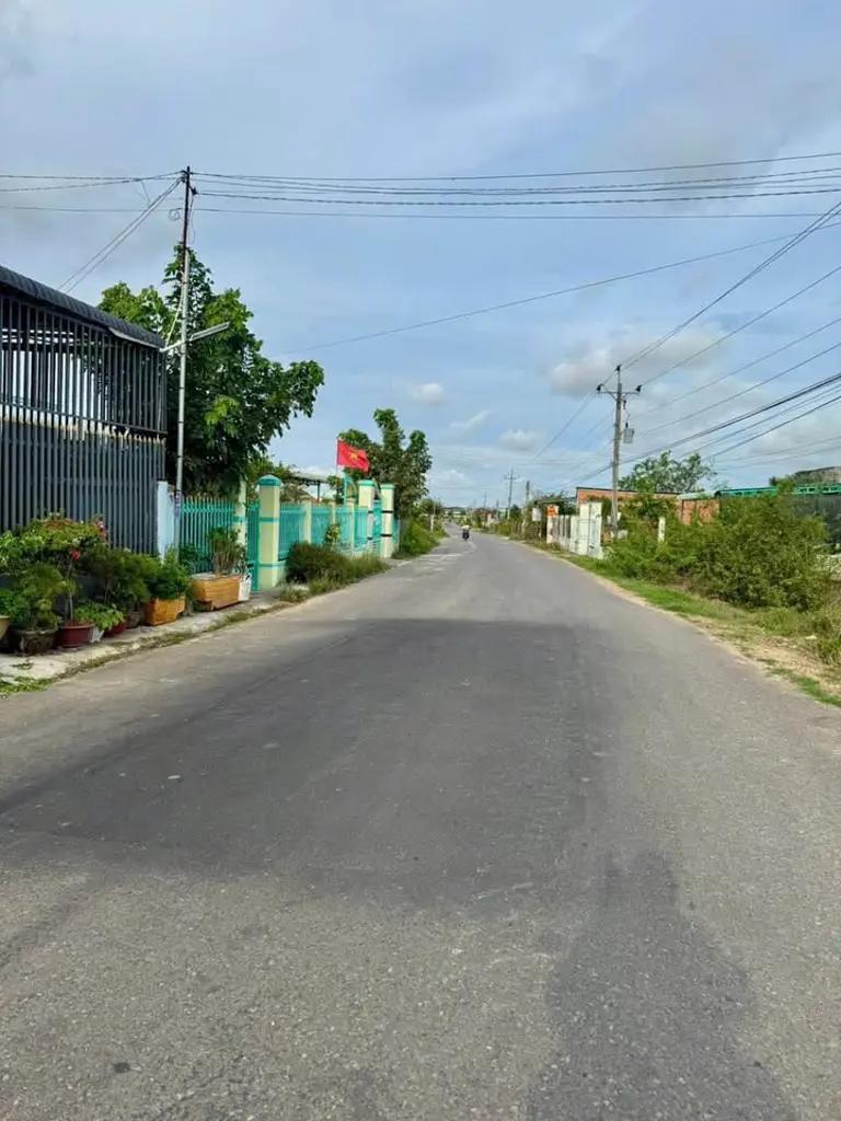 Bán miếng đất Hàm Liêm