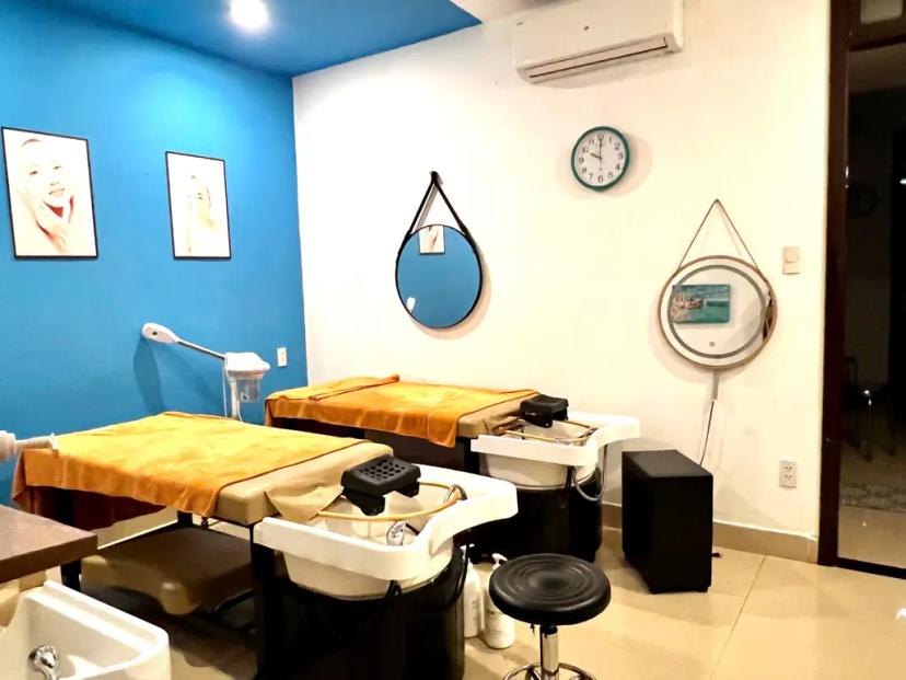 CƠ HỘI ĐẦU TƯ – NHÀ 2 MẶT TIỀN KINH DOANH PHỐ HỒ NGHINH – SẴN DÒNG TIỀN