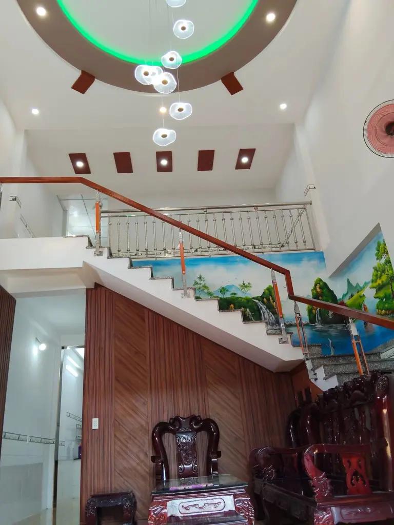 CẦN BÁN NHÀ GÁC LỬNG GẦN CHỢ ĐIỀU – LONG BÌNH