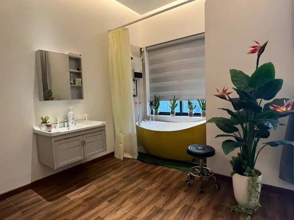 Main-Sỡ hữu ngay căn nhà sân vườn đẹp gần đường Minh Mạng, Q.Ngũ Hành Sơn, TP. Đà Nẵng-5