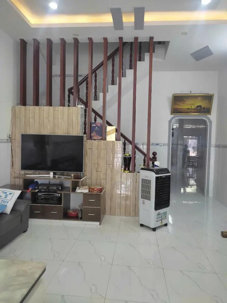Nhà 1 trệt 1 lầu đường Cái Môn xã Mỹ Trà, Cao Lãnh - cách cầu Quãng Khánh 100m